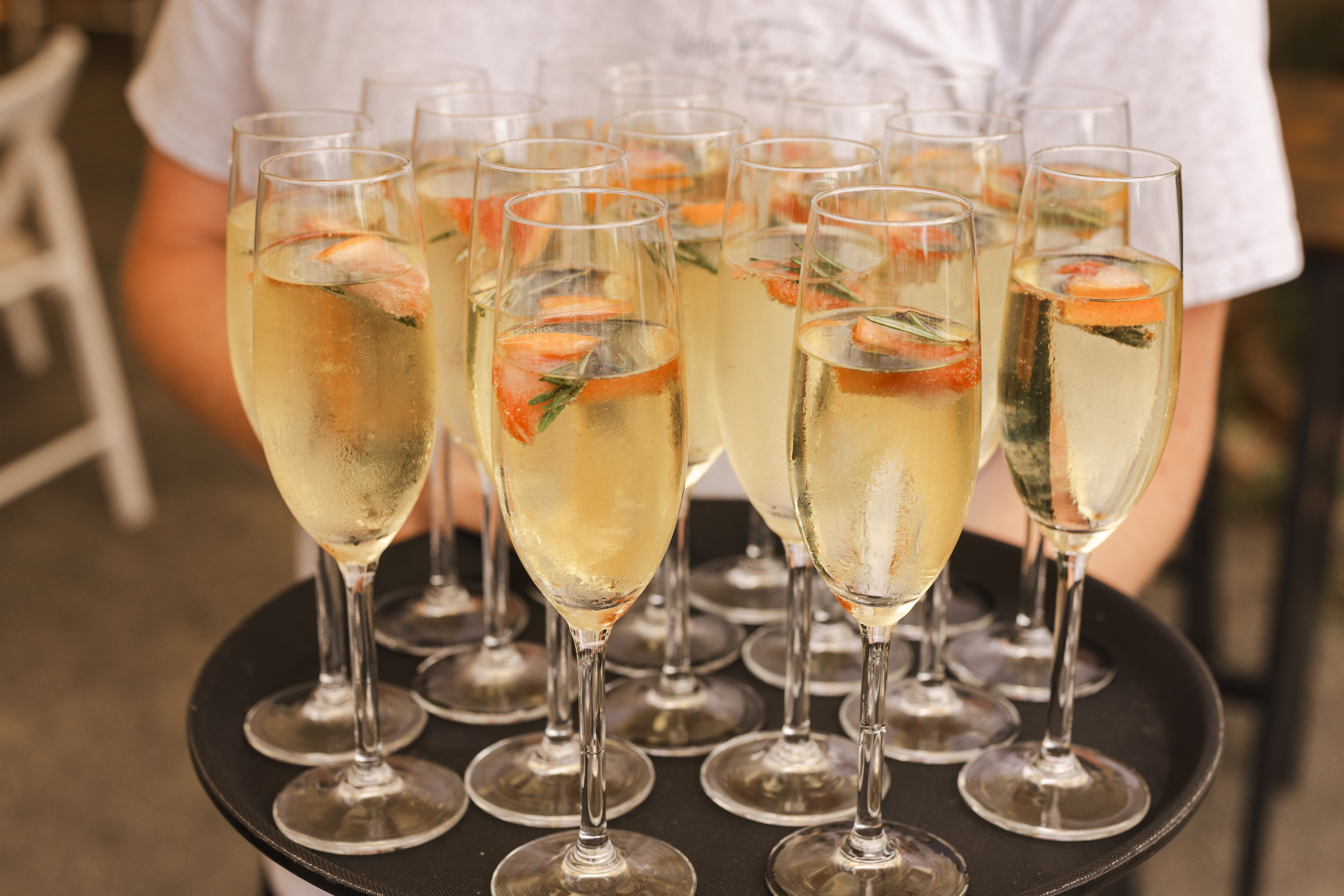 Hochzeitslocation: Empfang mit Signature Secco - Unter Freunden | Genuss & Events