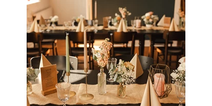 Wedding - Jessen (Elster) - Tischdekoration Hochzeit im Saal - Unter Freunden | Genuss & Events