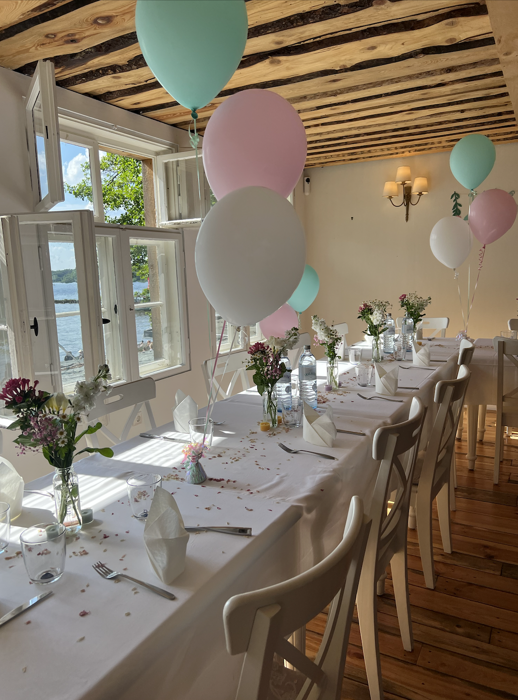 Fisch Borke  Informatie over de balzalen zolder