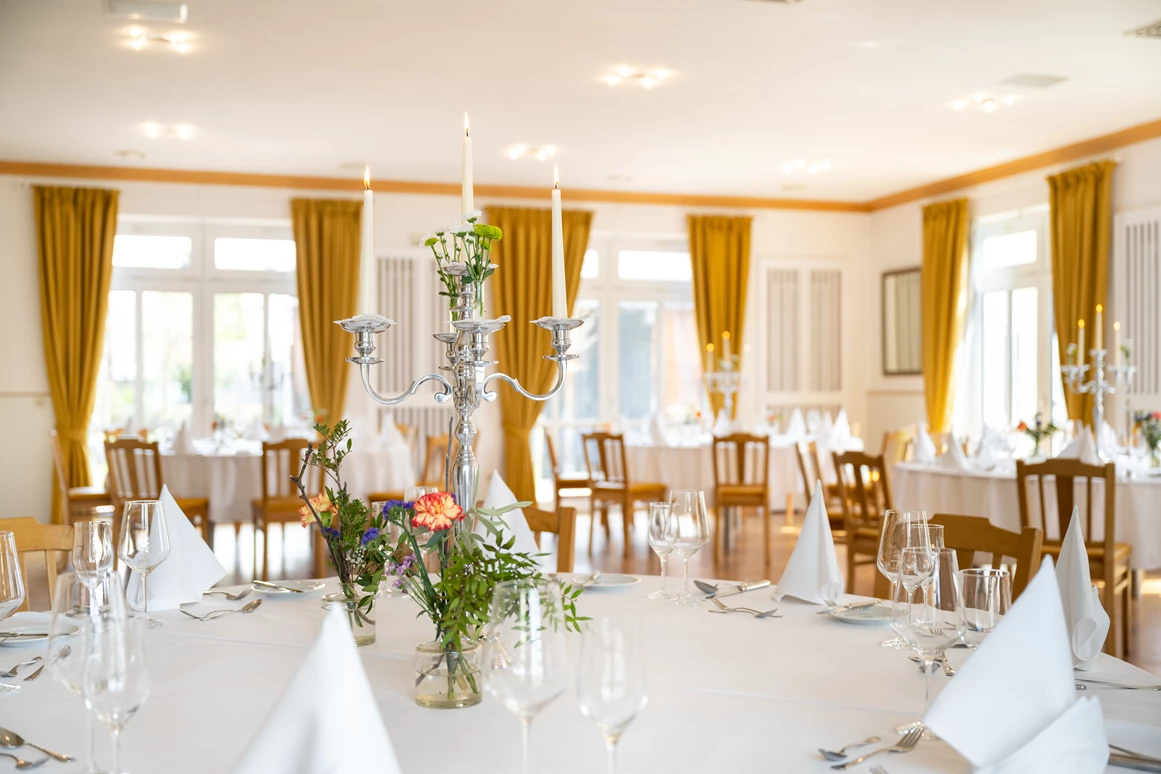 Hochzeitslocation: Gasthaus Landbrecht