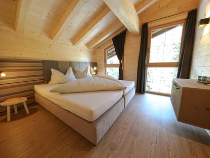 Hochzeit - nächstes Hotel - Tirol - Schlafzimmer Chalet - Montana Hochfügen