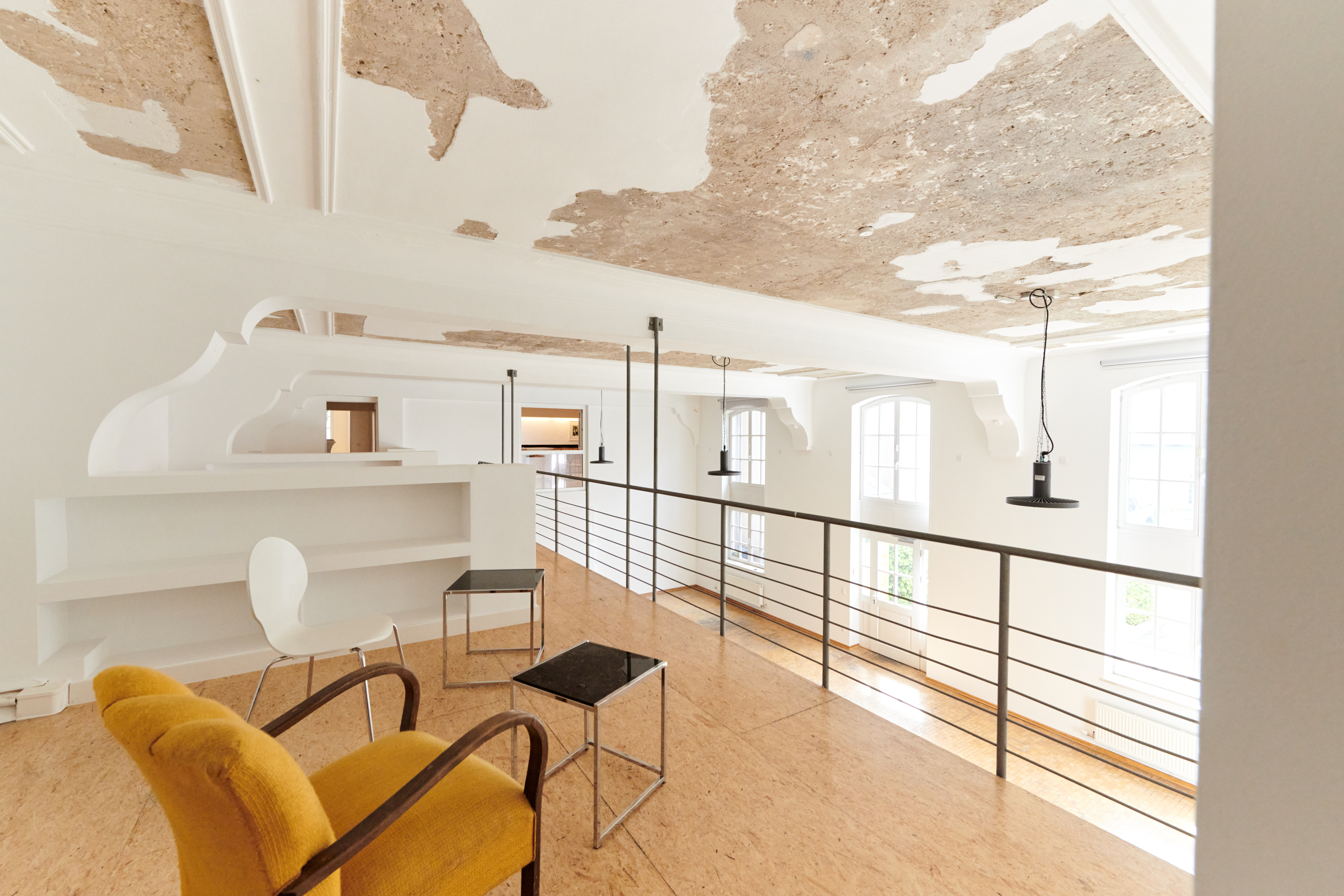 LindwurmKollektiv Information about the banquet halls Gallery - Retreat with a view