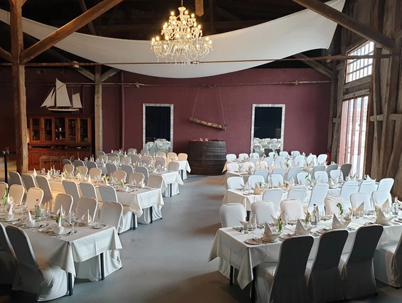 Hochzeit: Schuppen 9 Großer Saal und Blauer Salon
