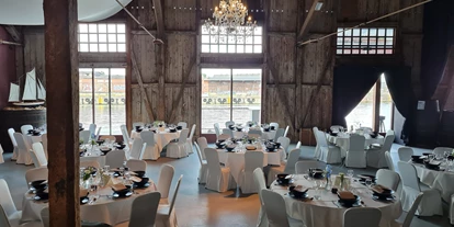 Wedding - Rethwisch (Kreis Stormarn) - Schuppen 9 Großer Saal und Blauer Salon