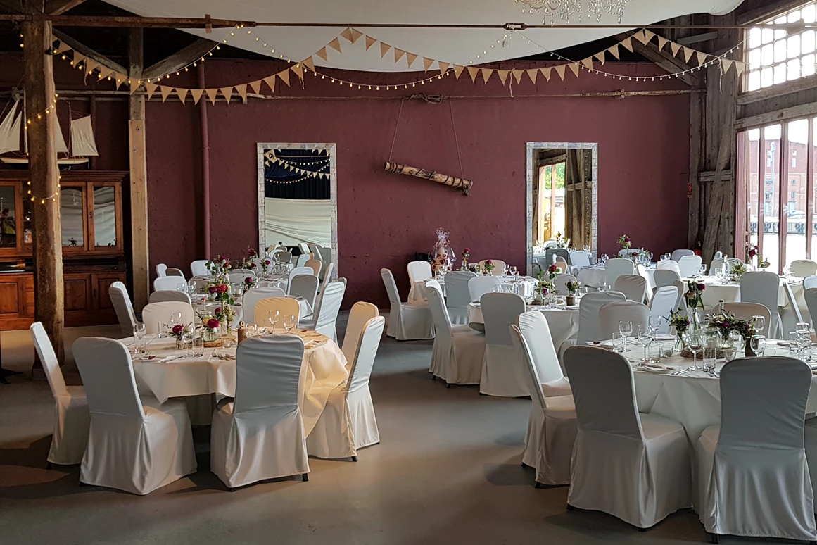Hochzeit: Schuppen 9 Großer Saal und Blauer Salon