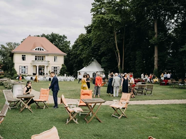 Hochzeit: Gartenhochzeit auf Gut Schloss Golm. - Gut Schloss Golm