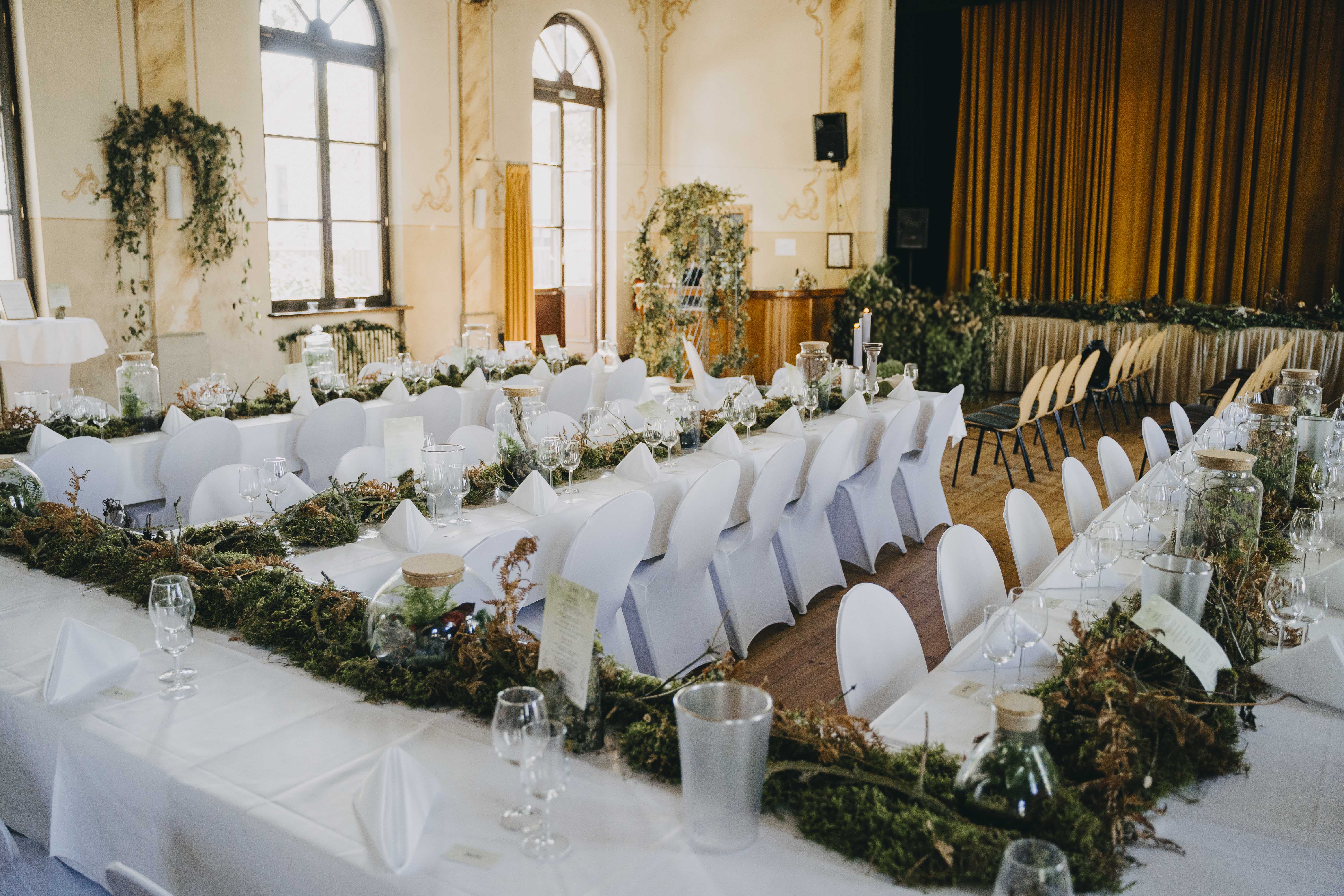 Mariage - Berlin - Der Festsaal bietet Platz für bis zu 200 Hochzeitsgäste. - LabSaal Alt-Lübars
