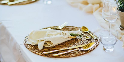 Hochzeit - PLZ 71566 (Deutschland) - Tischgedeck - Laki Manawa