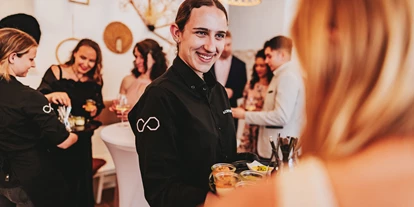 Hochzeit - PLZ 71566 (Deutschland) - Sektempfang im Cafe - Laki Manawa