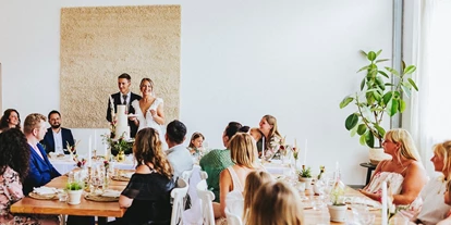 Hochzeit - PLZ 71566 (Deutschland) - Dinnersaal - Laki Manawa