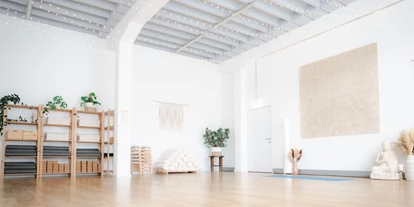 Hochzeit - PLZ 71566 (Deutschland) - Yogastudio - Laki Manawa