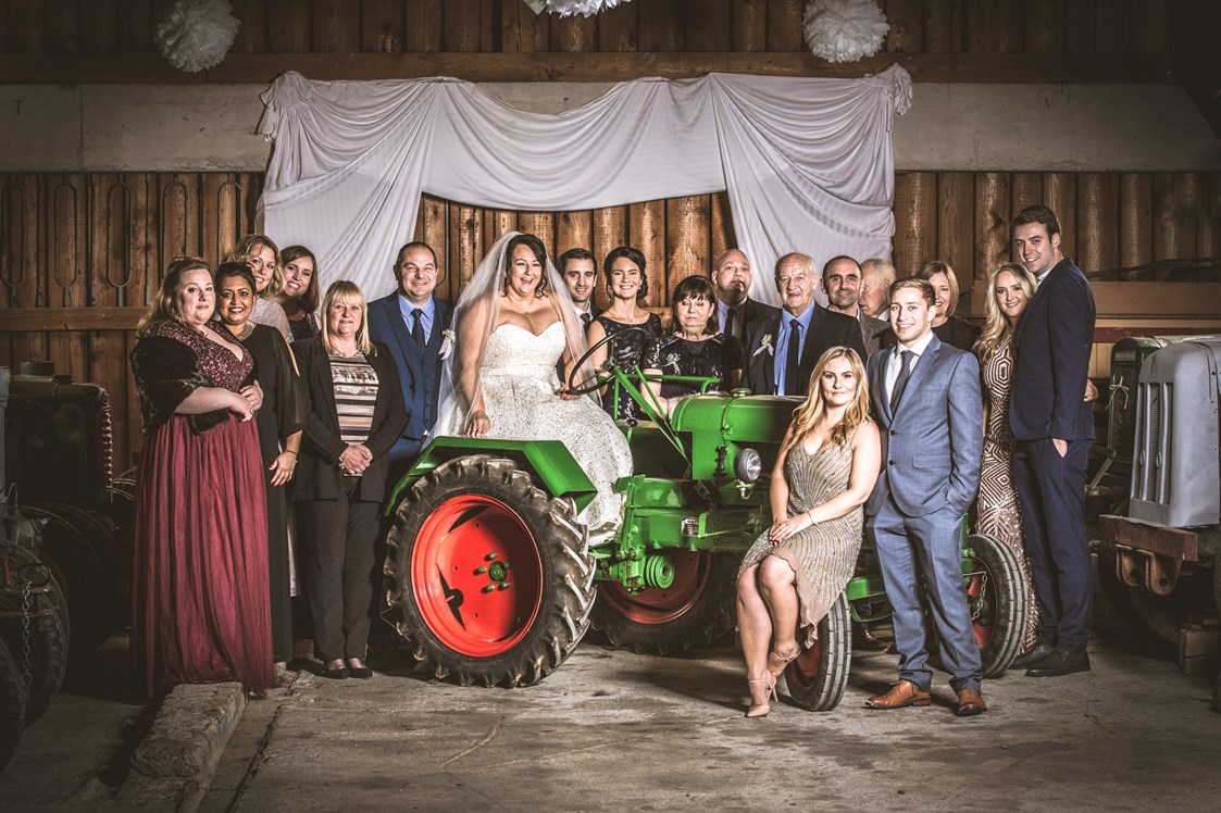 Hochzeit: Traktorscheune - Hochzeitsinsel