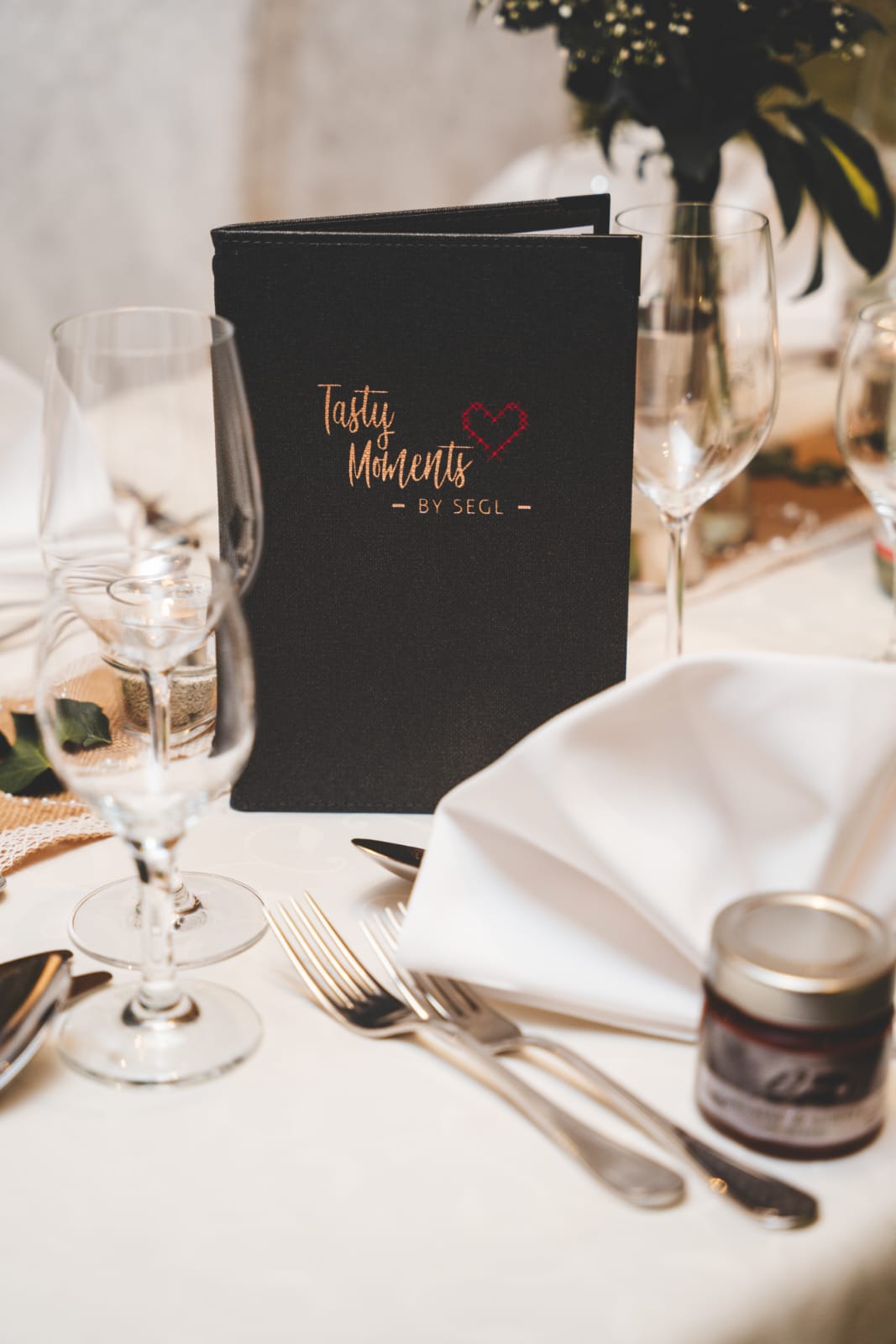 Hochzeit: Tischdekoration im Gala Restaurant - Sportresort Alpenblick Zell am See