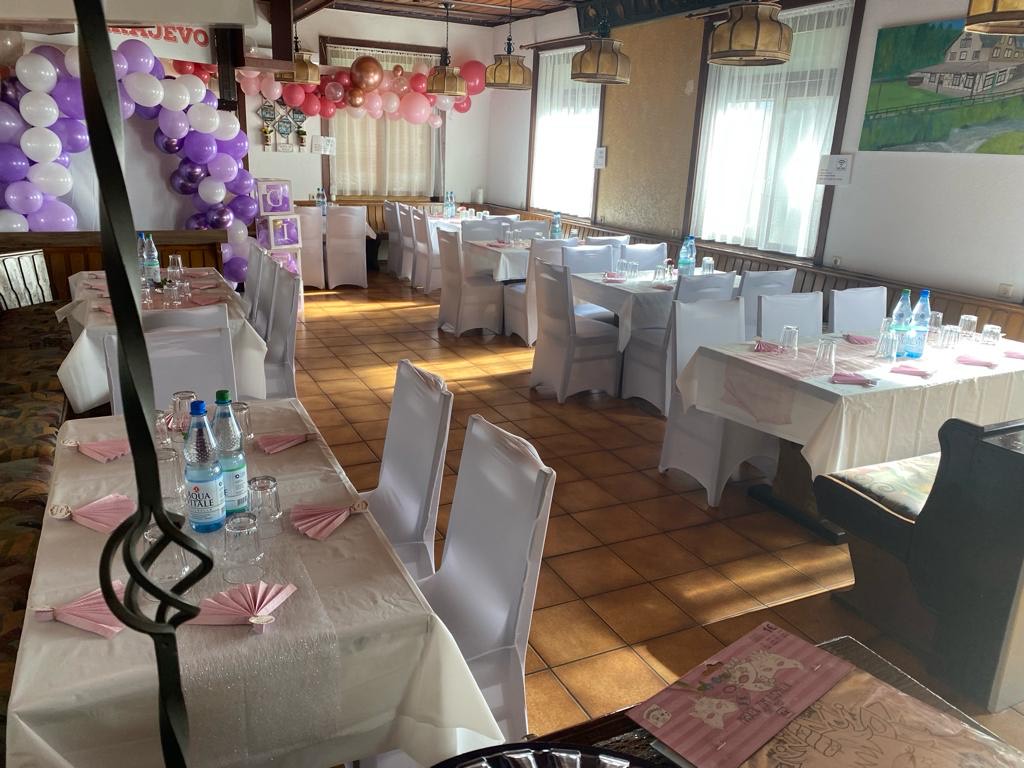 Hochzeitslocation: Forellenstube