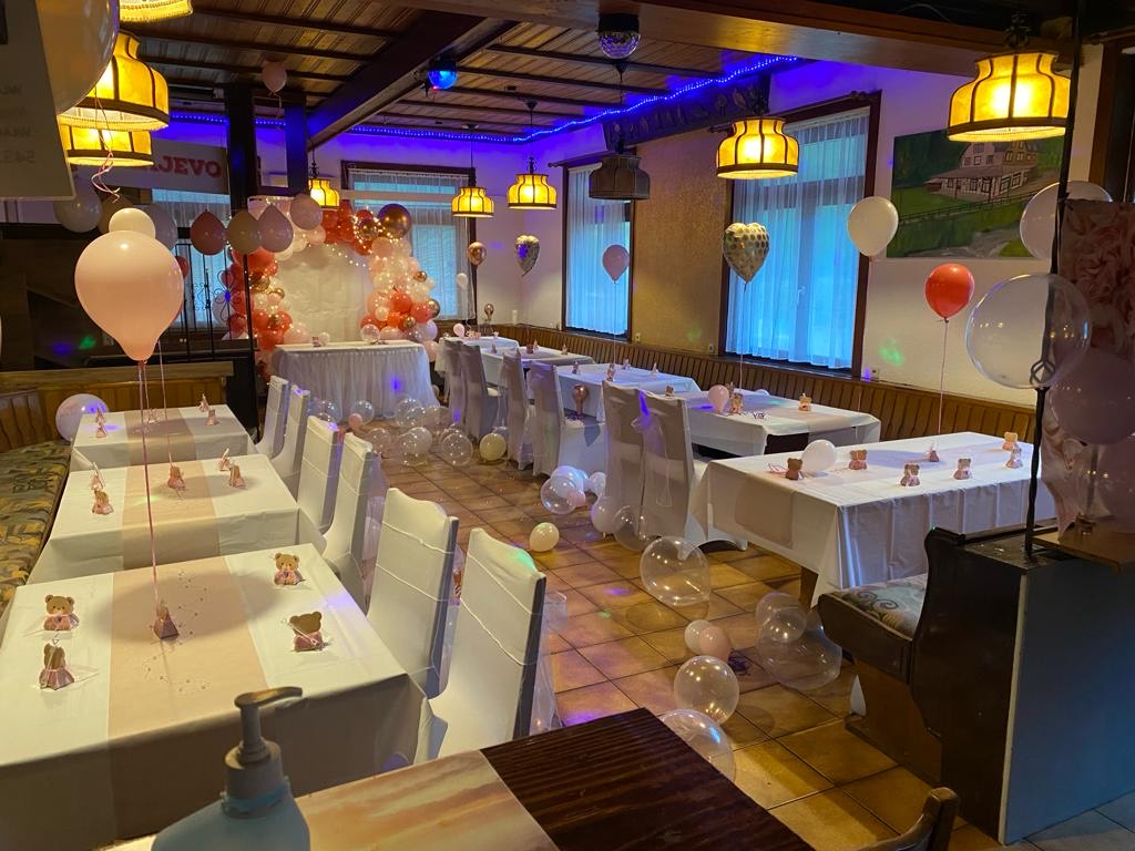 Hochzeitslocation: Forellenstube