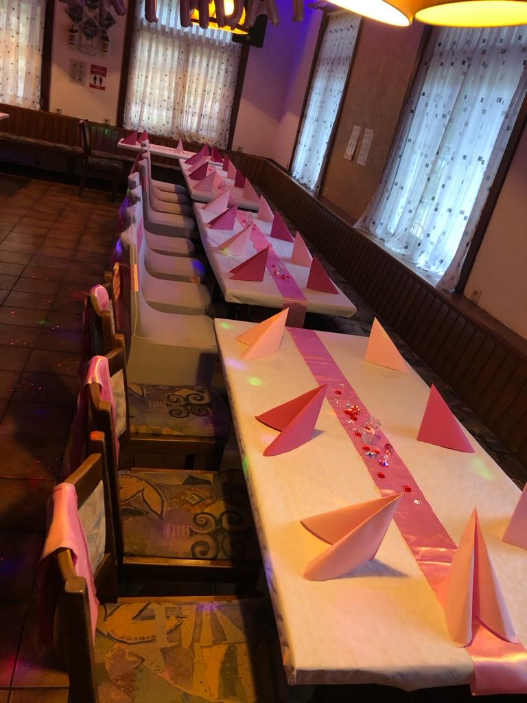 Hochzeitslocation: Forellenstube