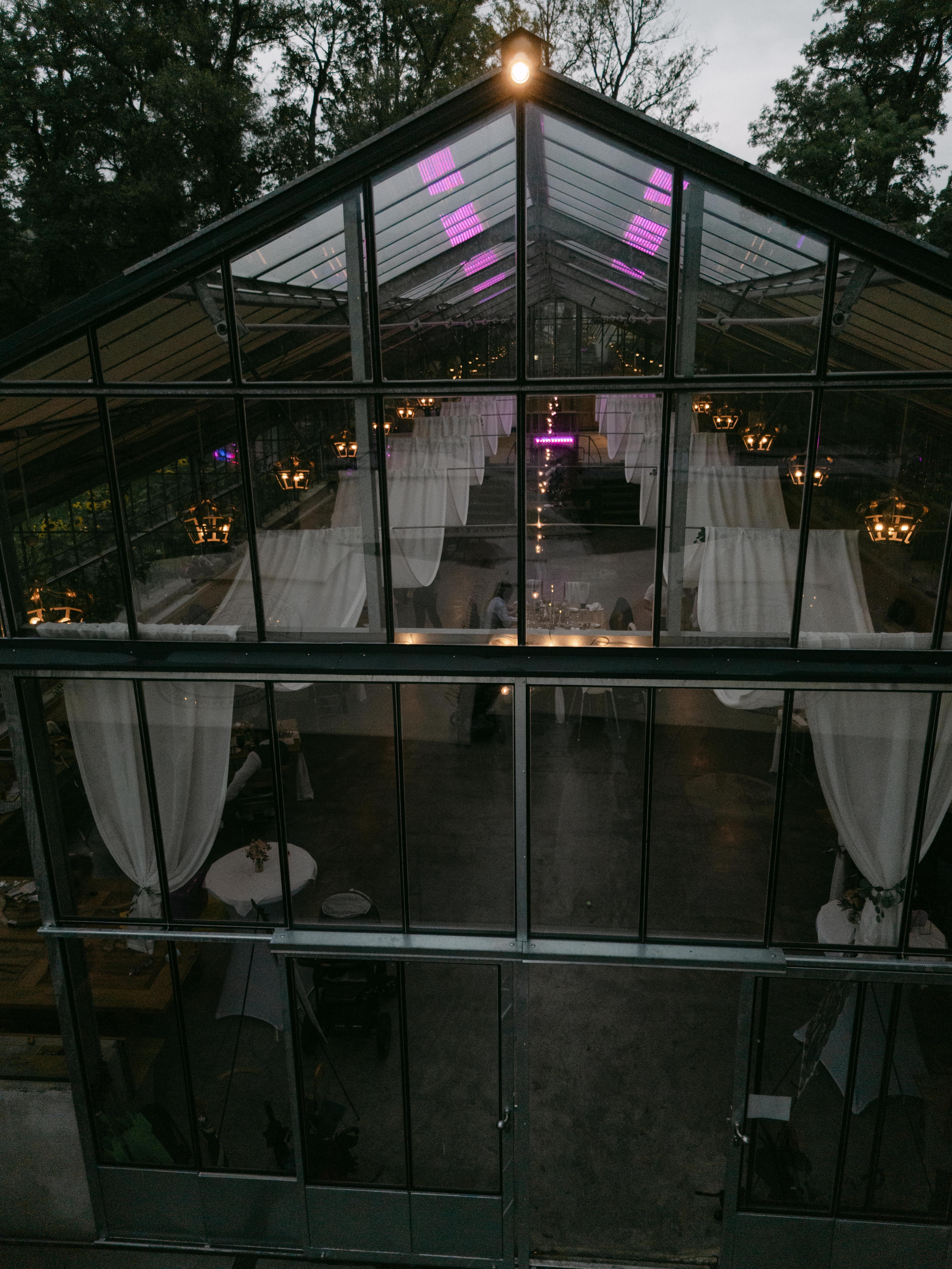 Hochzeitslocation: Lichter im Galanthus  - Galanthus by Bisteria