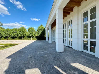 Hochzeit - Umgebung: mit Seeblick - Botanischer Garten Schloss Bieberstein