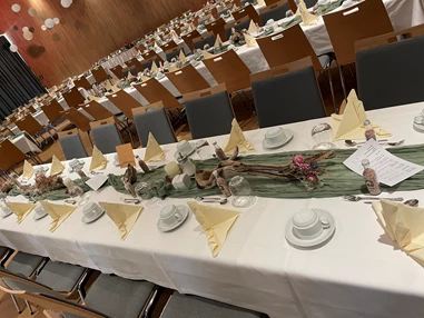 Hochzeitslocation: Wirt z Dirling Bürgersaal Tyrlaching