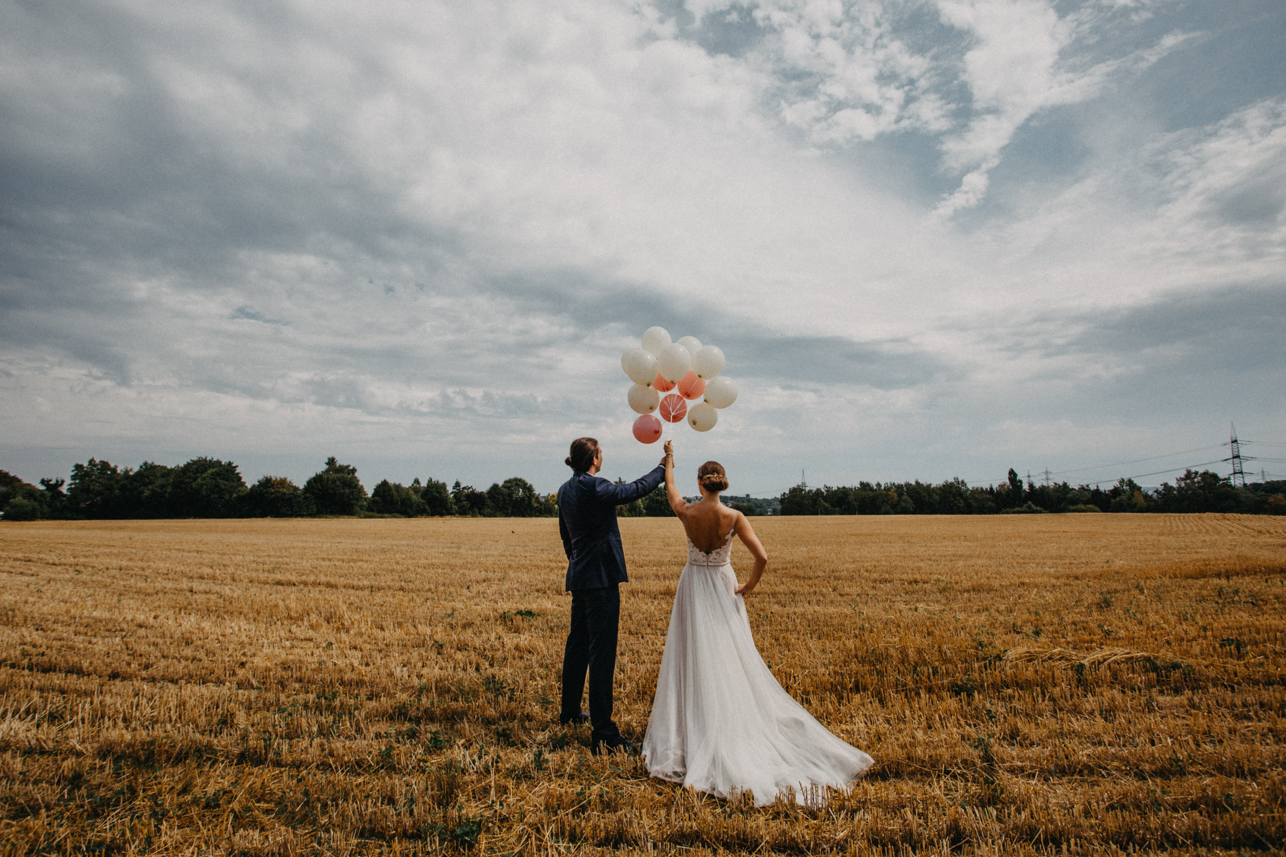 Hochzeitslocation: Fotospot (umliegende Wiesen/Felder) - Mintrops Land Hotel Burgaltendorf
