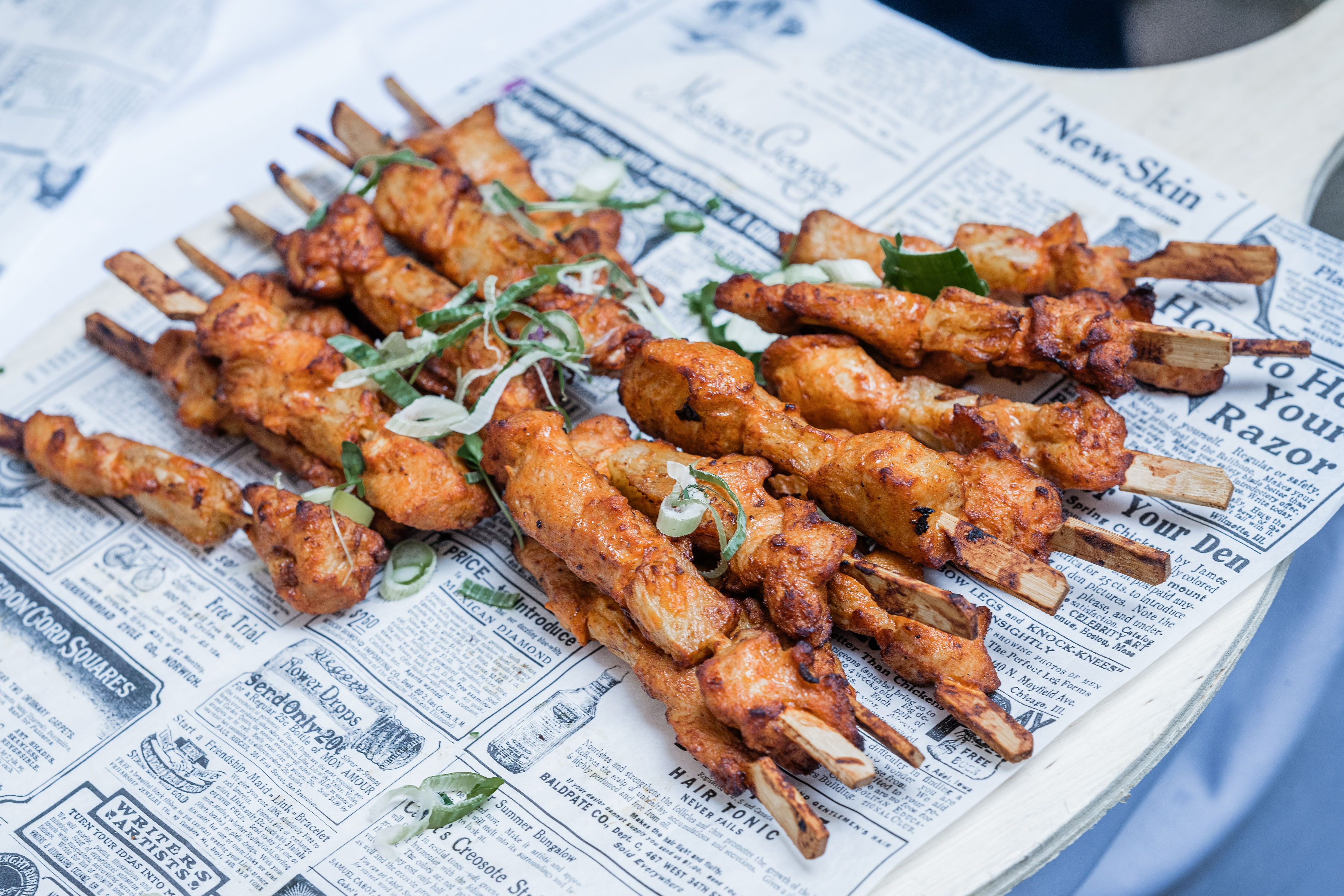 Hochzeitslocation: Häppchen zum Empfang - Mintrops Land Hotel Burgaltendorf
