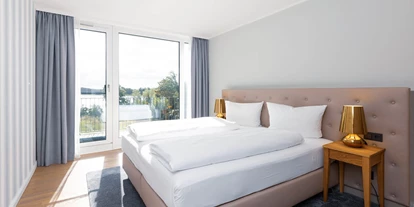 Hochzeit - Geeignet für: Filmproduktionen - Göhren-Lebbin - Beispiel Schlafzimmer - MAREMÜRITZ Yachthafen Resort