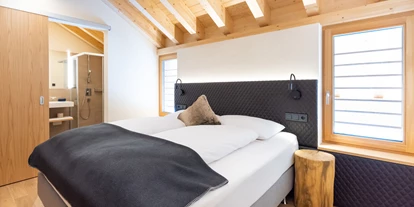 Mariage - St. Anton am Arlberg - Schlafzimmer I Apartment - WOLFEGG Erlebniszeit