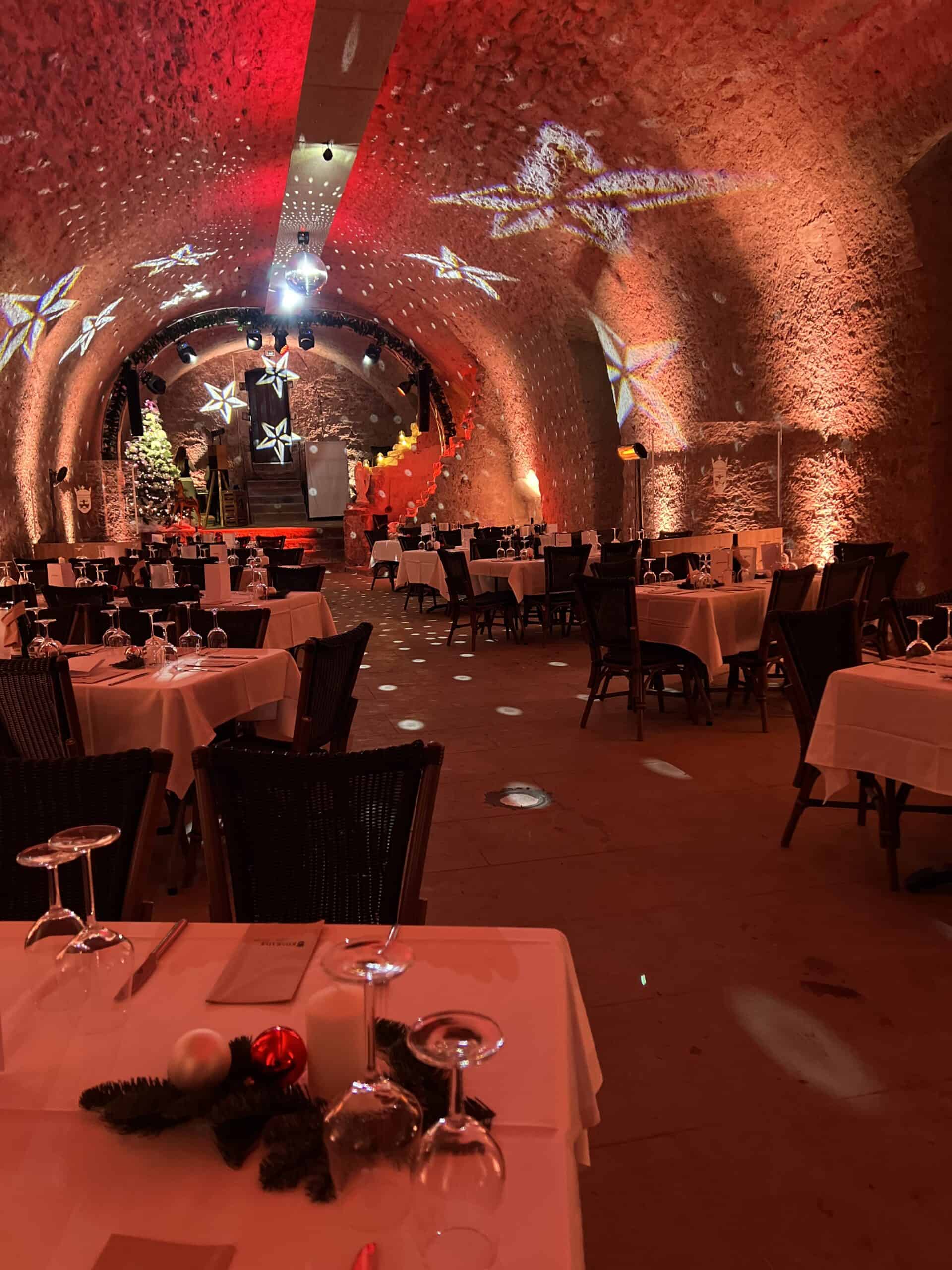 Hochzeitslocation: Gewölbekeller - KONRAD2 auf der Klosterruine Limburg