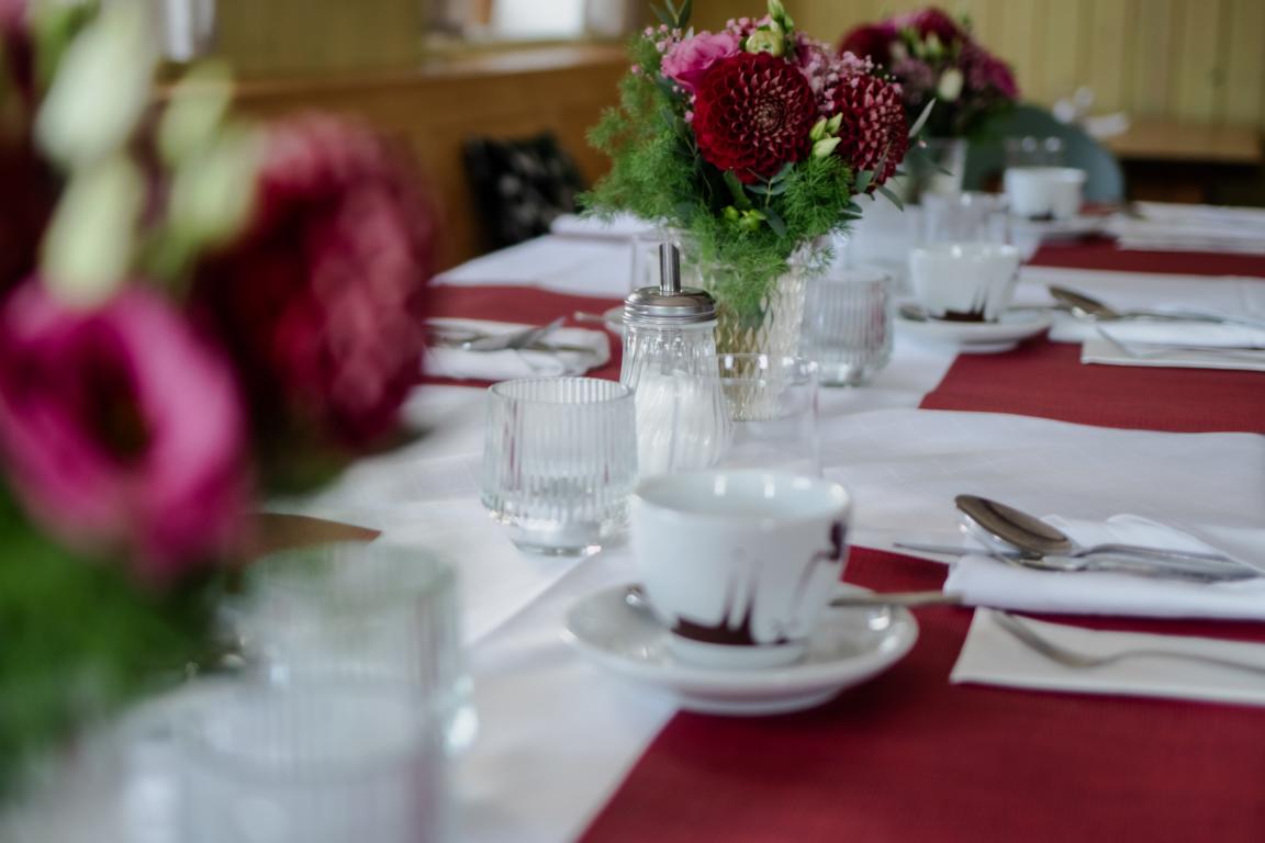 Hochzeitslocation: Stüberl - Kastanienhof Pfettrach