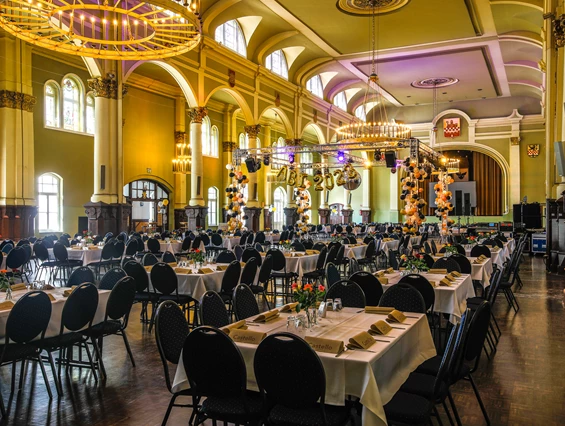 Hochzeit: Innenansicht bei einem Abiball - Historische Schützenhalle & Restaurant Castello