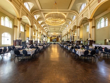 Hochzeit: Innenansicht bei einem Abiball - Historische Schützenhalle & Restaurant Castello