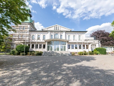 Hochzeit: Außenansicht - Historische Schützenhalle & Restaurant Castello