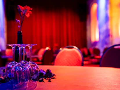 Bruiloft - Weinviertel - Festsaal - Papierfabrik Varieté Theater