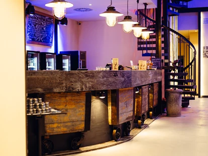 Bruiloft - Weinviertel - Bar - Papierfabrik Varieté Theater