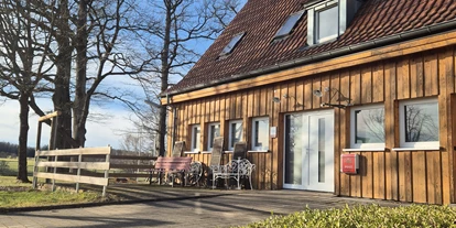 Hochzeit - Bad Herrenalb - Außenansicht mit Blick auf den angrenzenden Spielplatz - EvenTraum Lola
