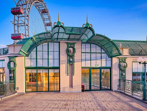 Hochzeitslocation: Eure Hochzeit im Herzen Wiens - im Riesenrad Panorama Restaurant. - Zum Riesenrad