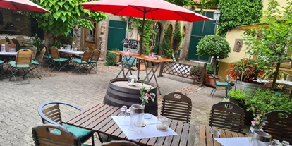 Matrimonio - Flonheim - Innenhof - Altes Weingut Moebus