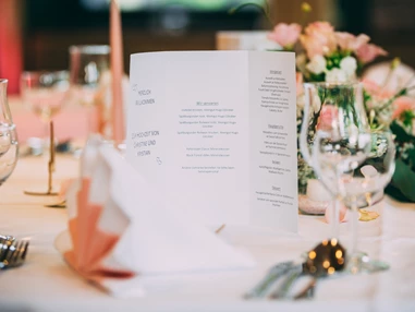 Hochzeit: Gedeckter Tisch - Kurhaus Bad Krozingen