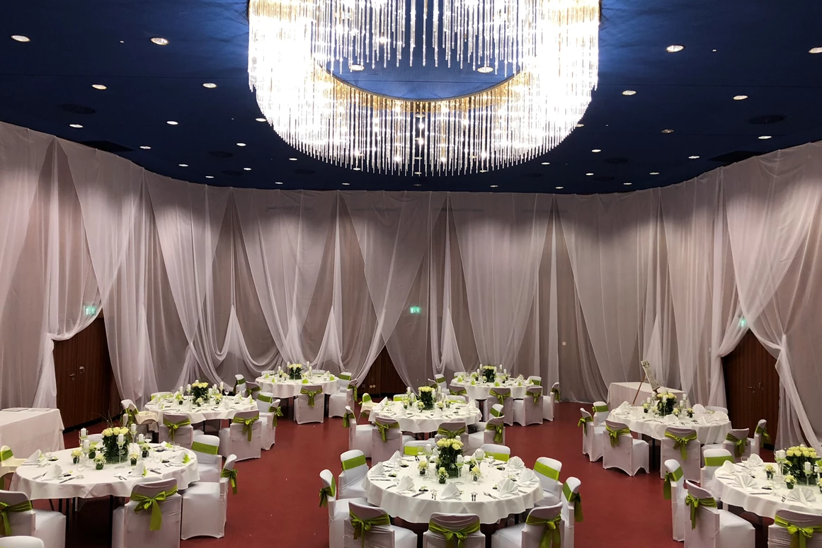 Hochzeit: Horst-Linde-Saal (bis 100 Personen) vor Renovierung - Kurhaus Bad Krozingen