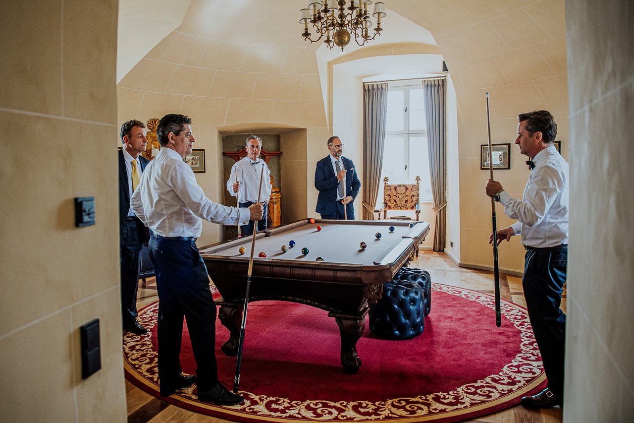 Schloss Frankenberg Information about the banquet halls Bar and billiard room