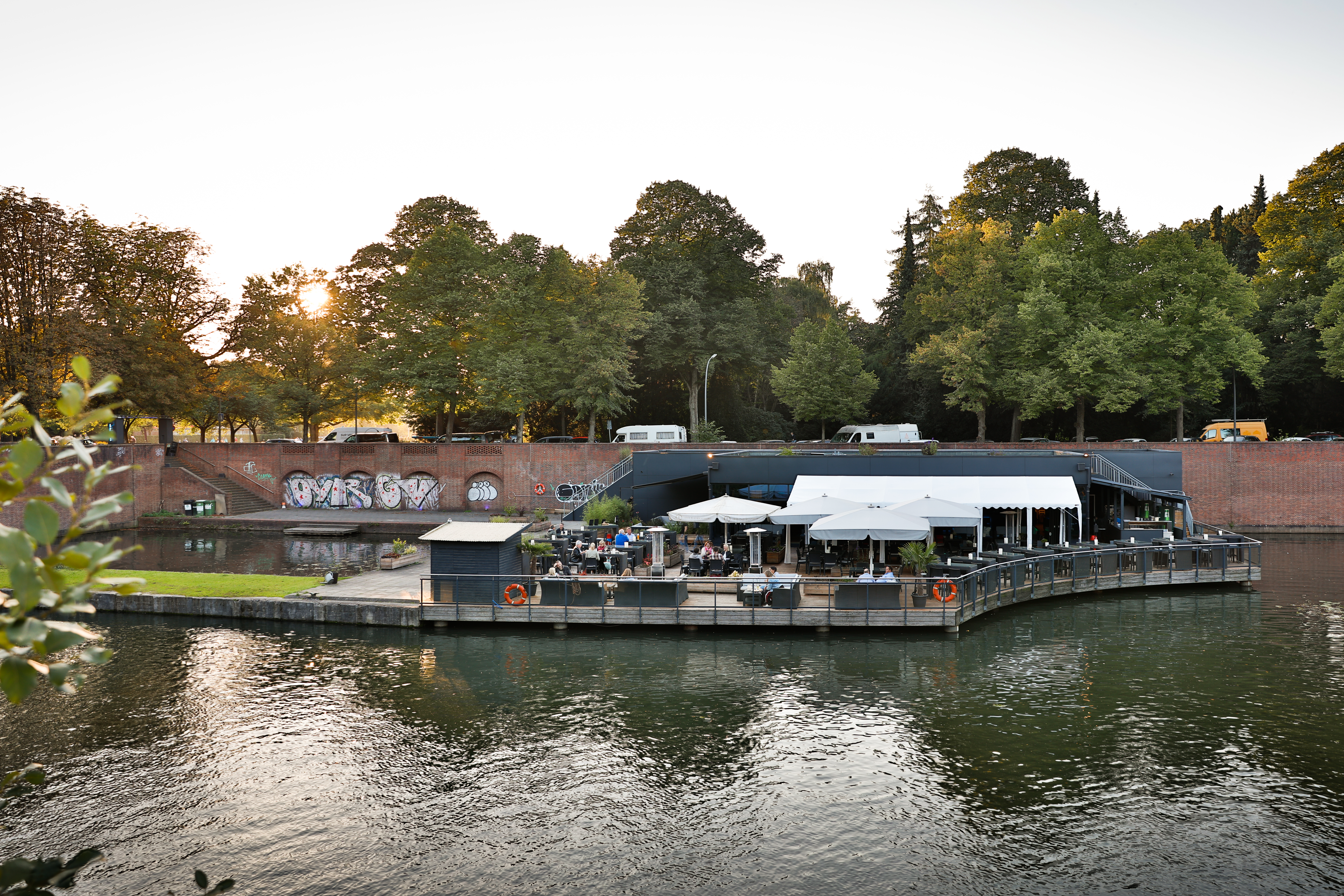 Hochzeitslocation: Aussenbereich -    Die Bucht