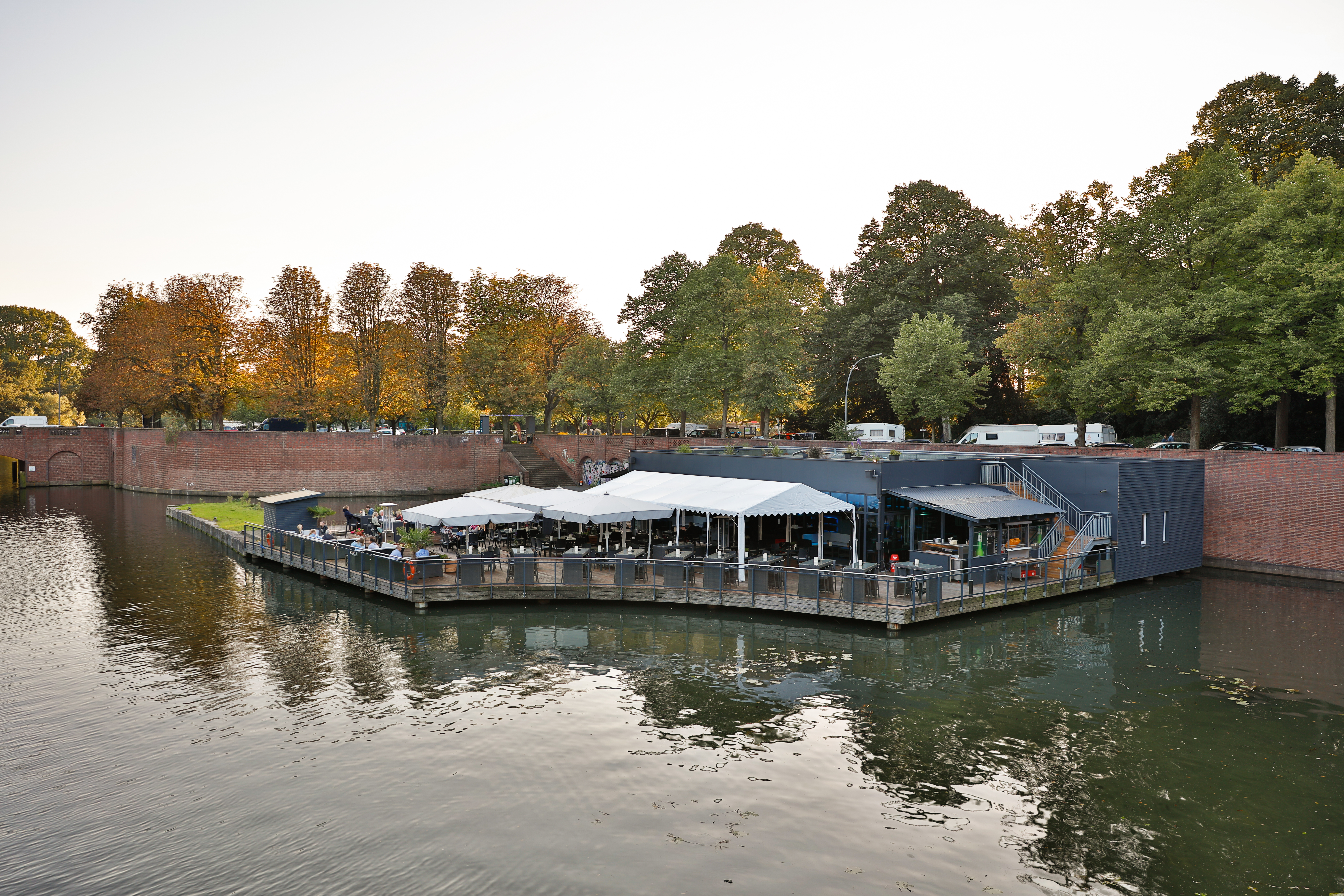 Hochzeitslocation: Aussenbereich -    Die Bucht