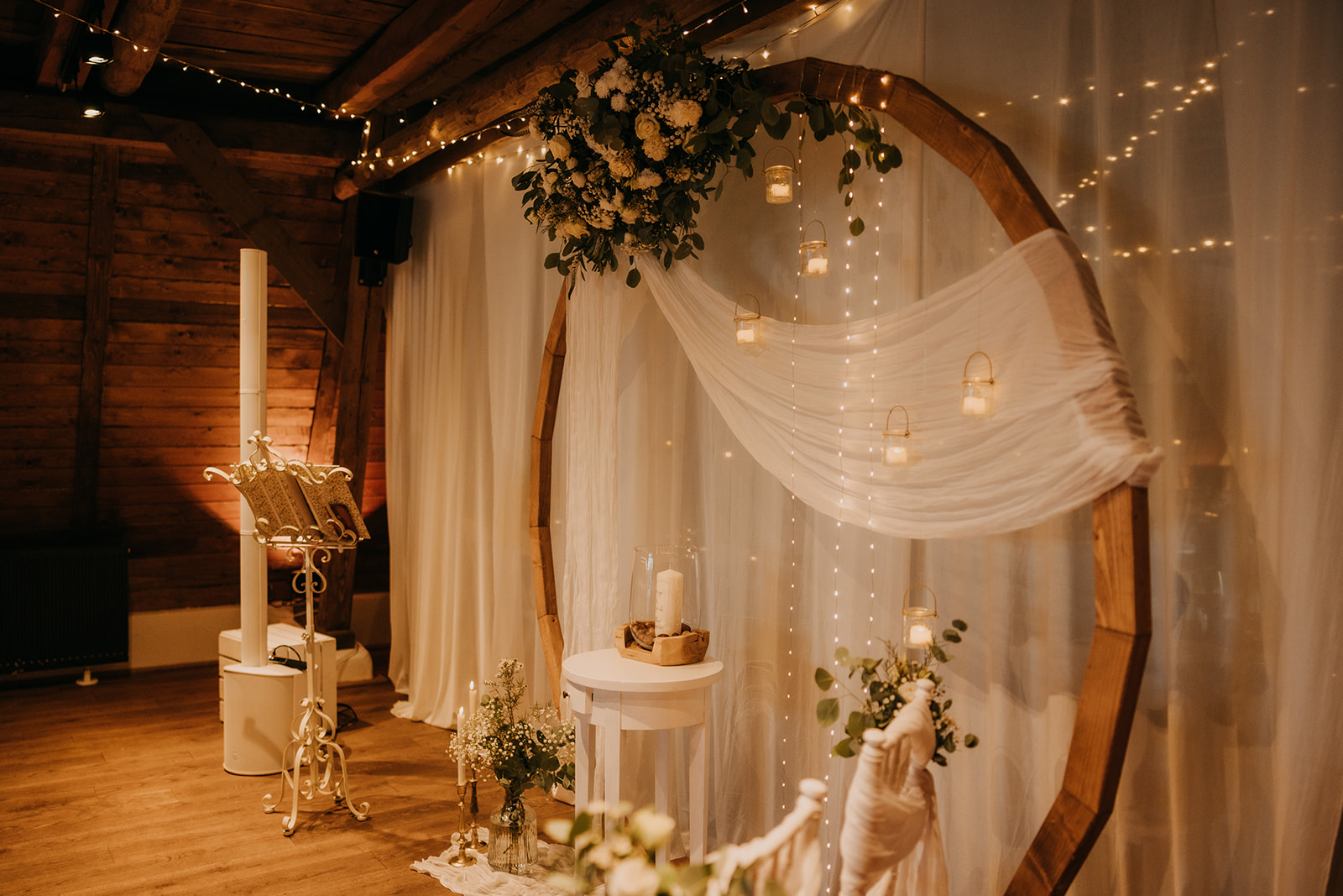 Hochzeit - Geeignet für: Hochzeit - Freie Trauung im Innenbereich - Schafstall am Heidegarten