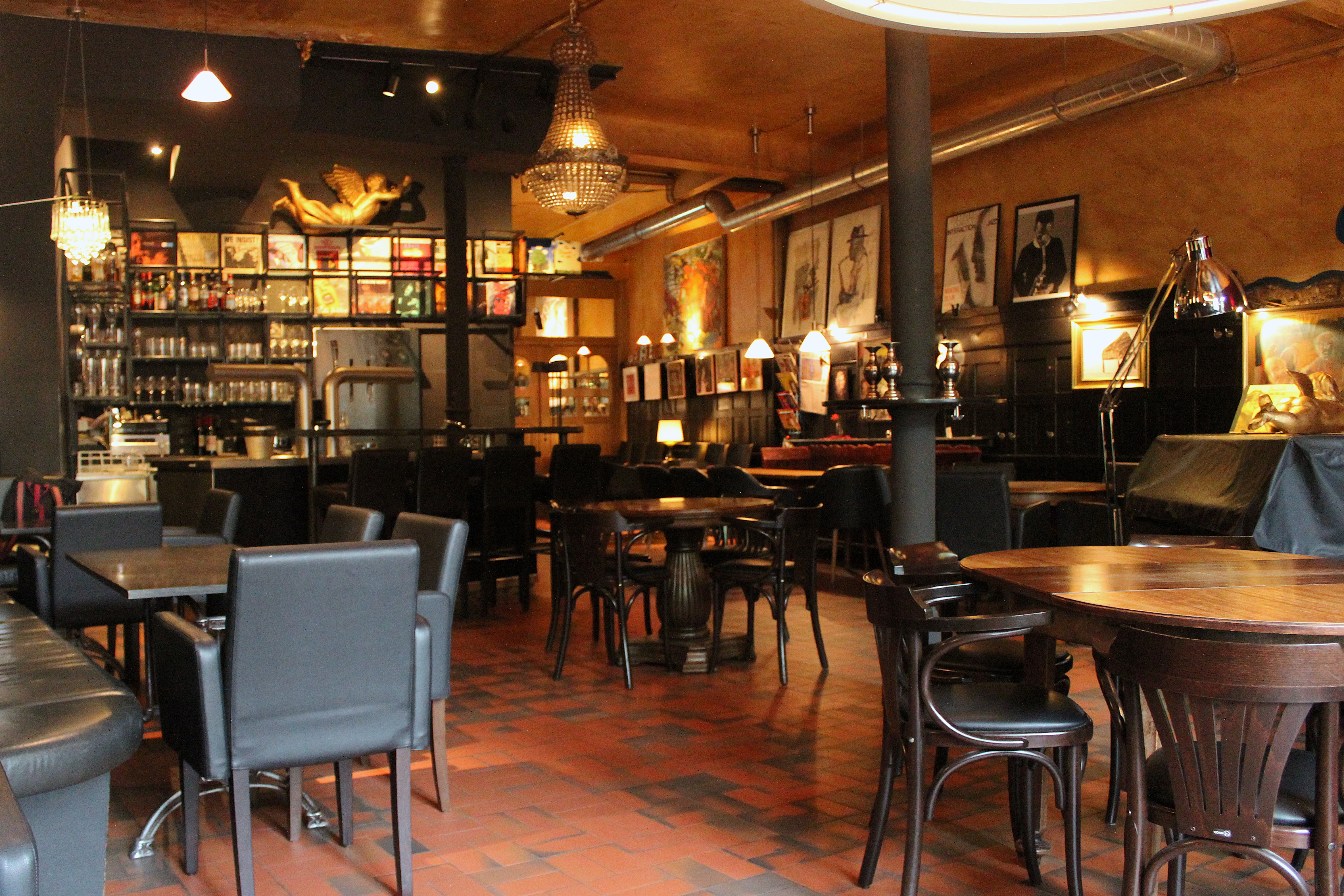 Matrimonio - Gaggenau - Blick zur Theke - domicile