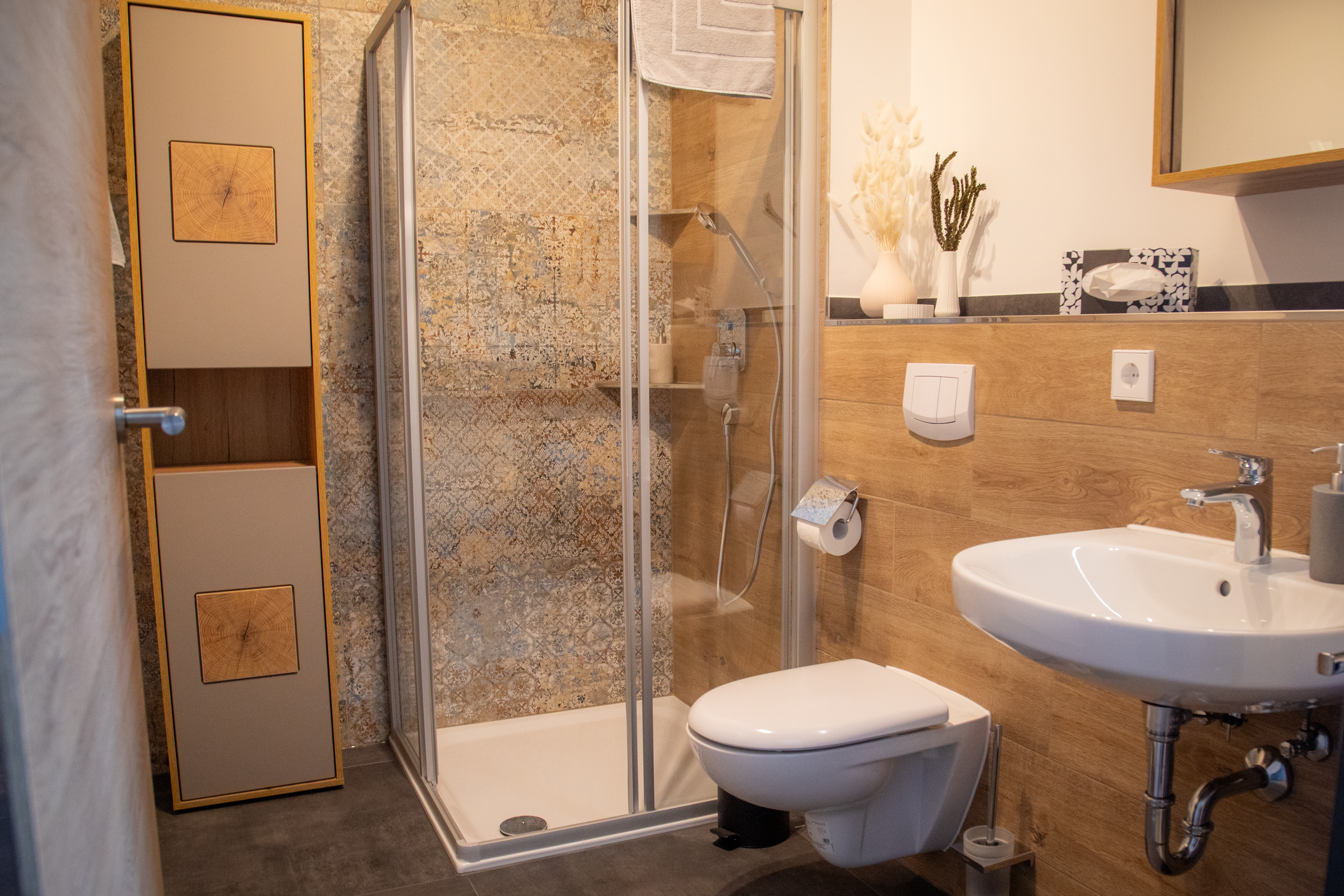 Hochzeit: Badezimmer des Smartments des PLANET BLUE - PLANET BLUE