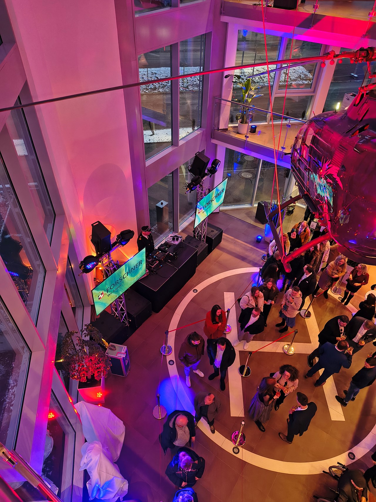 Aircraft Event & Hotel Angaben zu den Festsälen Heli Base