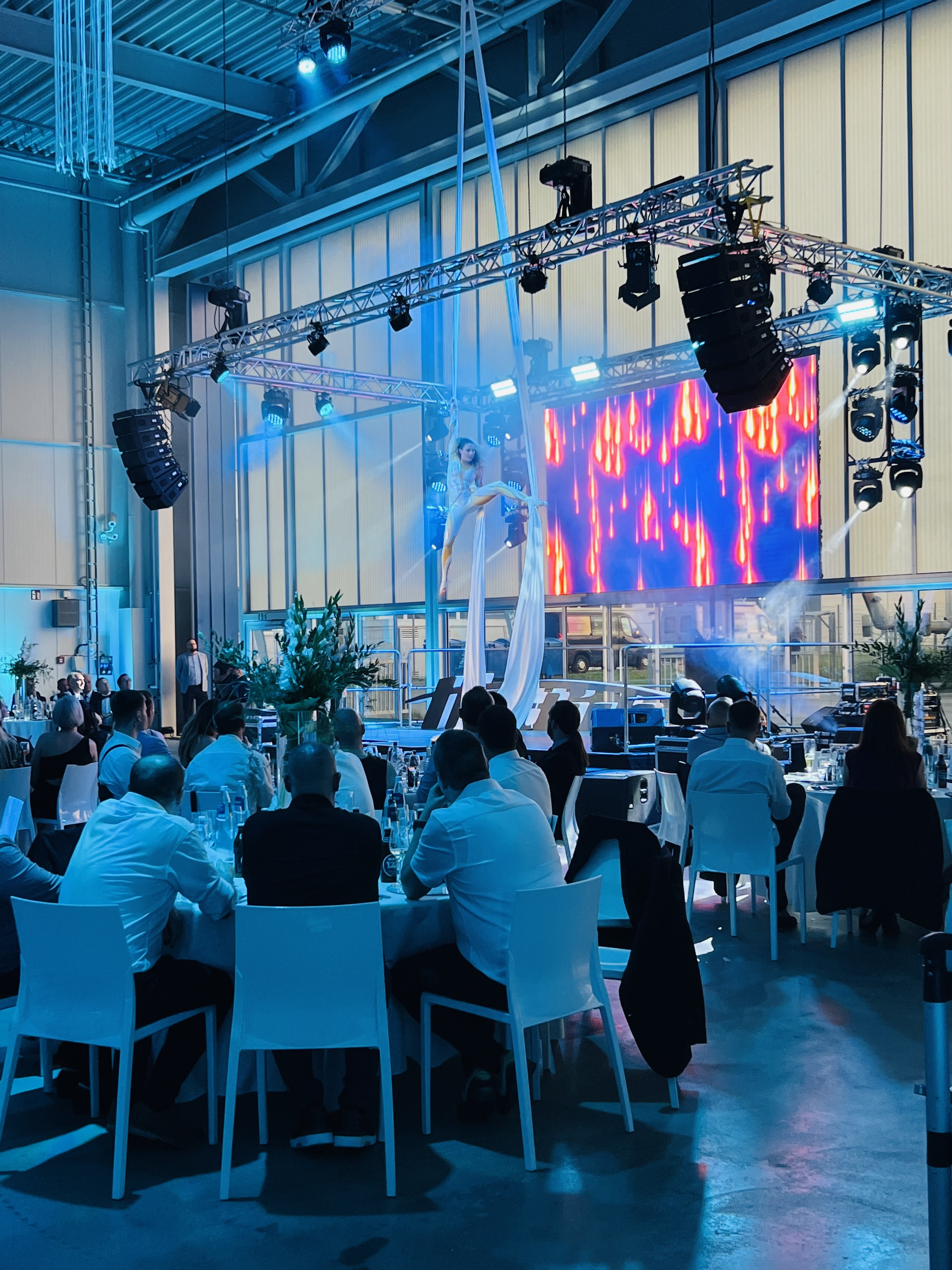 Mariage - Geeignet für: Theater und Musical - HangarBravo - Aircraft Event & Hotel