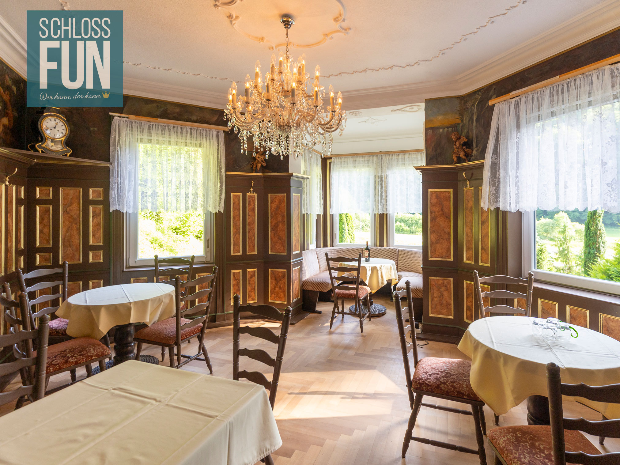 Hochzeit: Gastraum "Bernsteinsaal" - Schlössle Seeburg