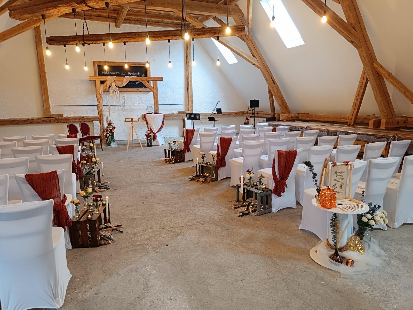 Hochzeit: Event-Scheune Röttenbach