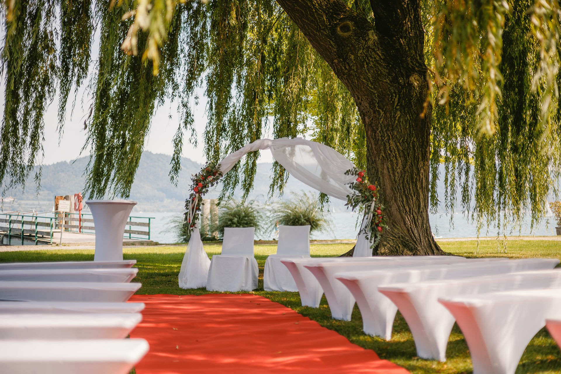 Hochzeit - Parkplatz: kostenlos - Eschenz - Seeum Bodman-Ludwigshafen